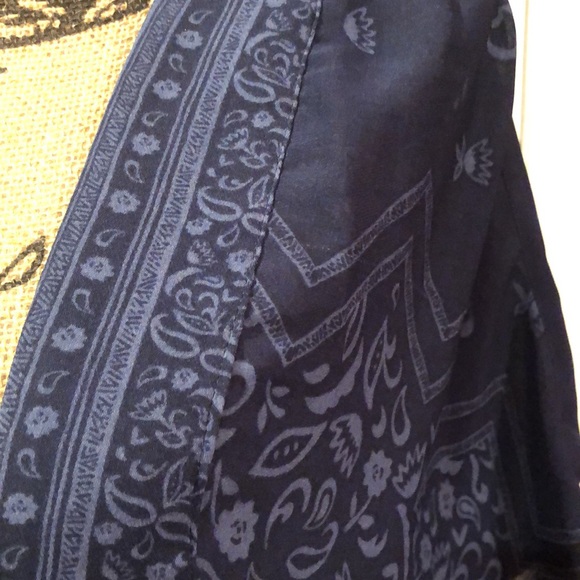 Coverup - Picture 2 of 4